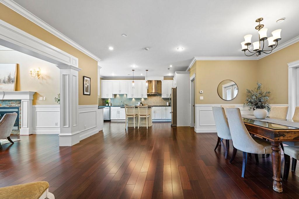 Walk-In Closet Photo of 9200 Saunders Road, Richmond, BC