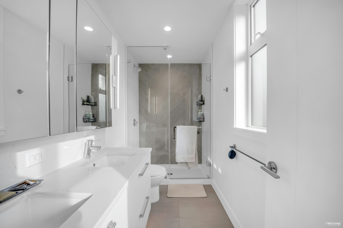 Laundry Room Photo of 247 2035 Glenaire Drive, North Vancouver, BC