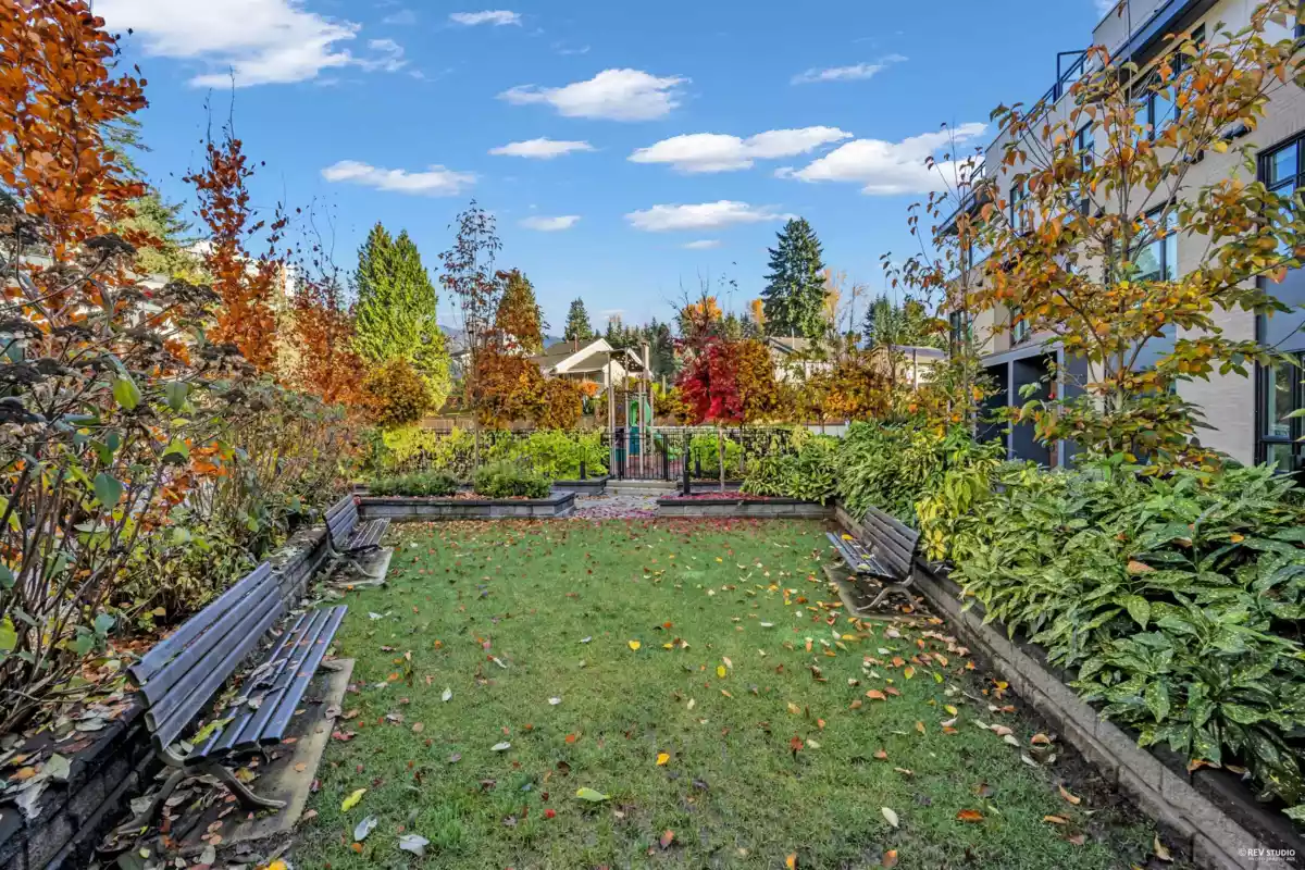 Outdoor Kitchen Photo of 247 2035 Glenaire Drive, North Vancouver, BC