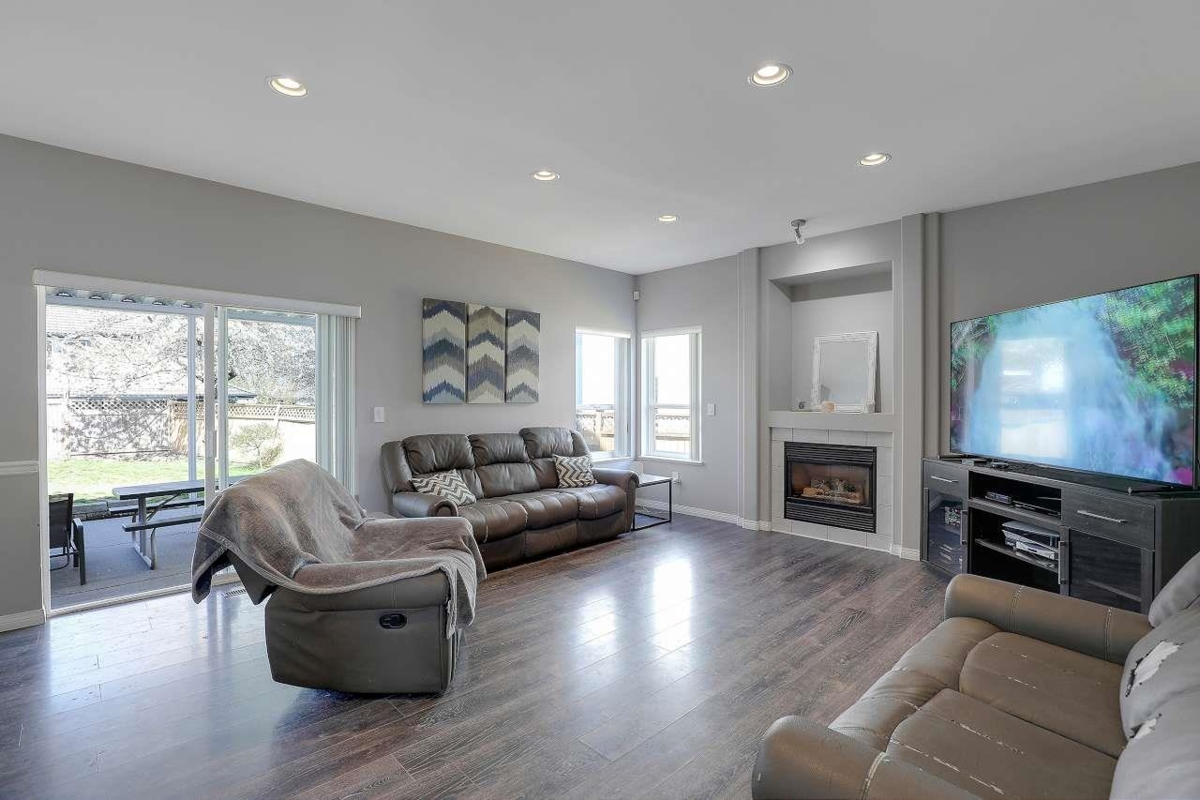 Bedroom 4 Photo of 16865 80 Avenue, Surrey, BC