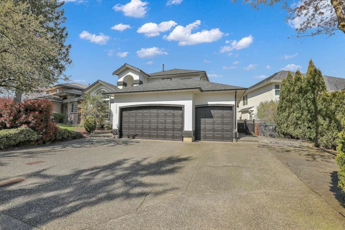 Exterior Rear Photo of 16865 80 Avenue, Surrey, BC