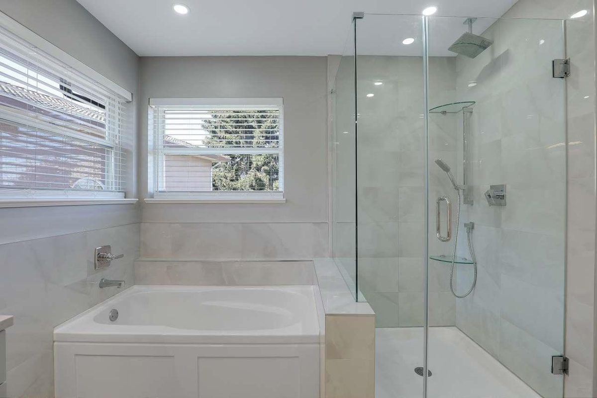 Garage Interior Photo of 16865 80 Avenue, Surrey, BC