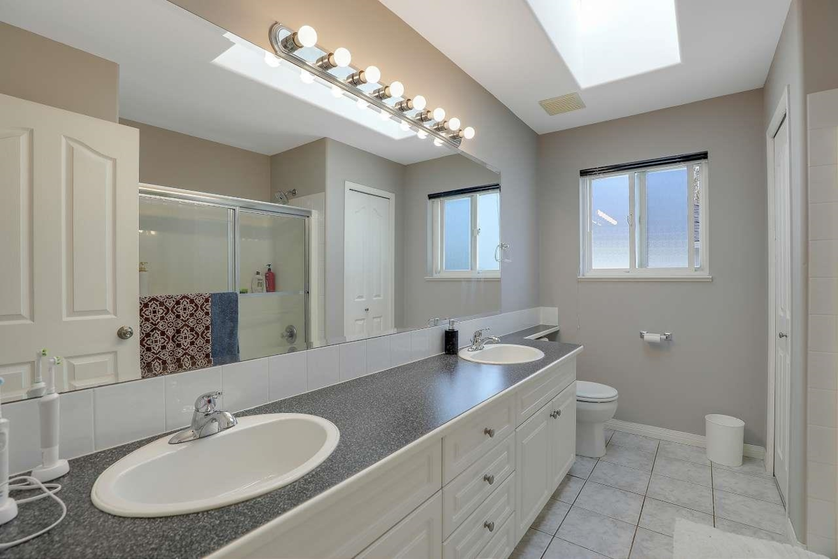 Loft / Bonus Room Photo of 16865 80 Avenue, Surrey, BC