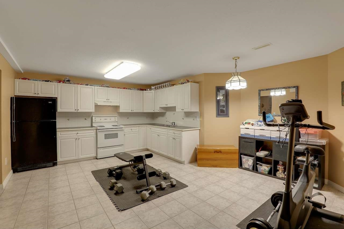 Outdoor Patio Photo of 16865 80 Avenue, Surrey, BC