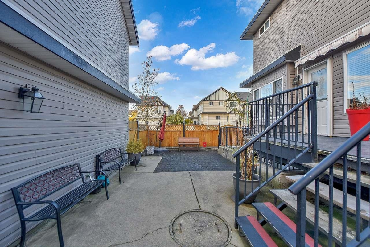 Bedroom 2 Photo of 6843 192nd Street, Surrey, BC