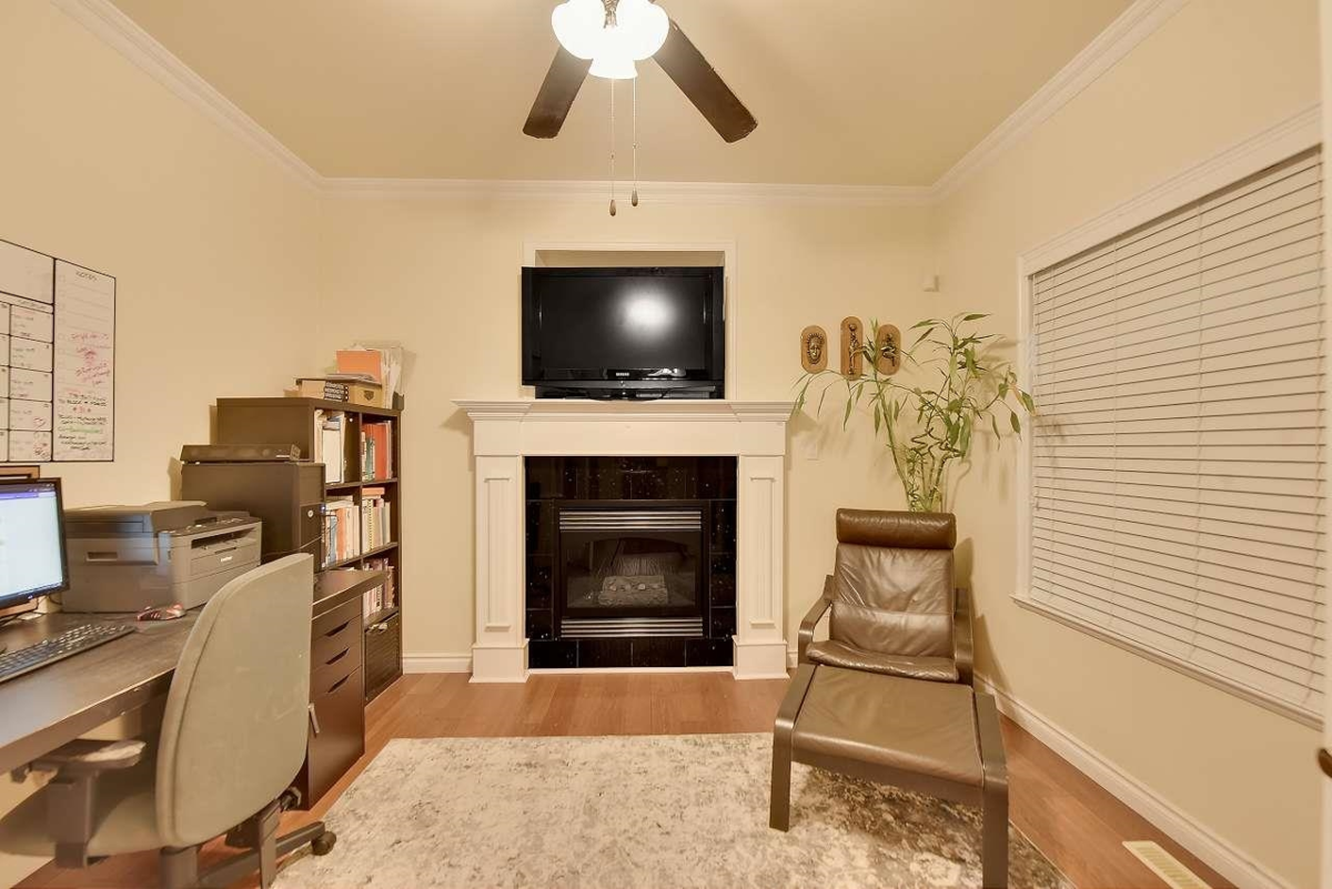 Front Yard Photo of 6843 192nd Street, Surrey, BC