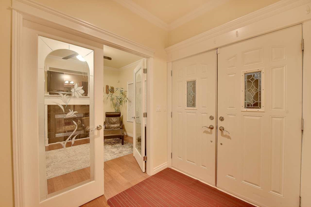 Hot Tub / Spa Photo of 6843 192nd Street, Surrey, BC