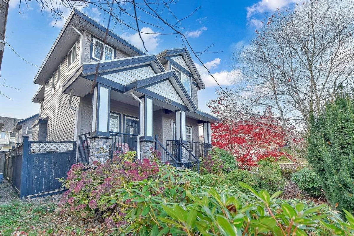 Primary Bedroom Photo of 6843 192nd Street, Surrey, BC