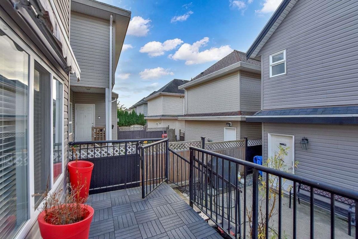 Walk-In Closet Photo of 6843 192nd Street, Surrey, BC