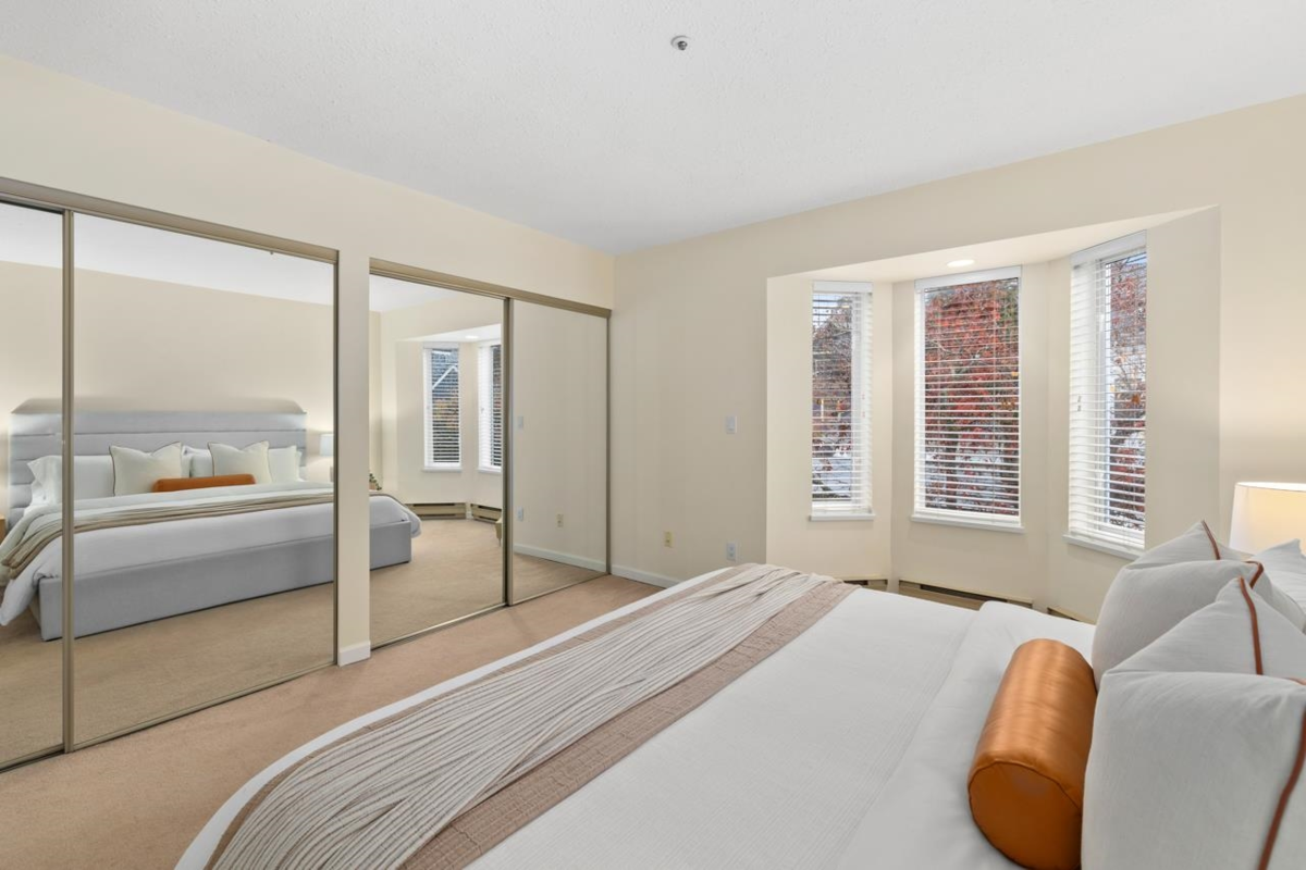 Office / Den Photo of 3274 W 1st Avenue, Vancouver, BC