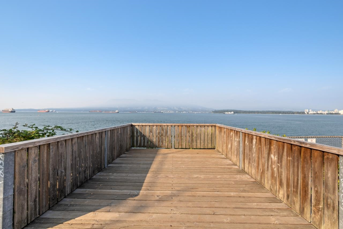 Outdoor Deck Photo of 3274 W 1st Avenue, Vancouver, BC