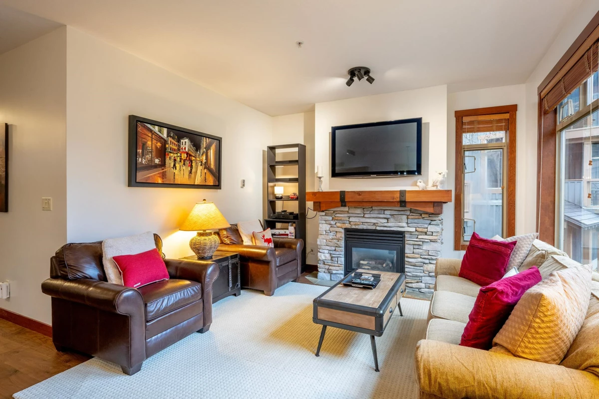 Living Room Photo of 25 2301 Taluswood Place, Whistler, BC