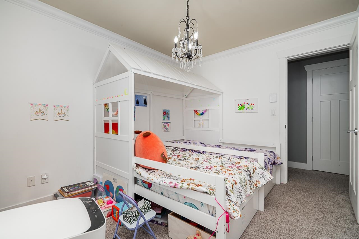 Entry Foyer Photo of 7243 190 Street, Surrey, BC