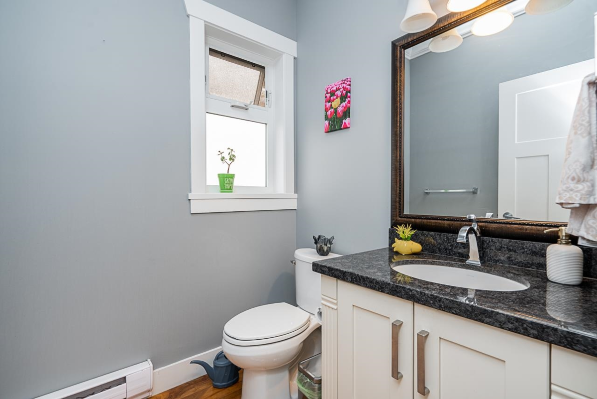 Walk-In Closet Photo of 7243 190 Street, Surrey, BC