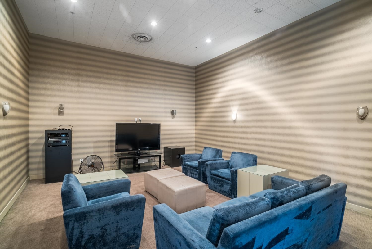 Hot Tub / Spa Photo of 2706 1438 Richards Street, Vancouver, BC