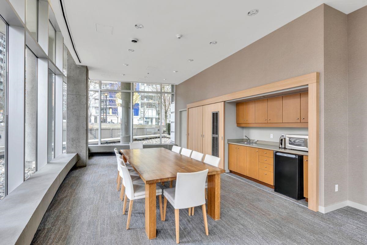 Outdoor Kitchen Photo of 2706 1438 Richards Street, Vancouver, BC