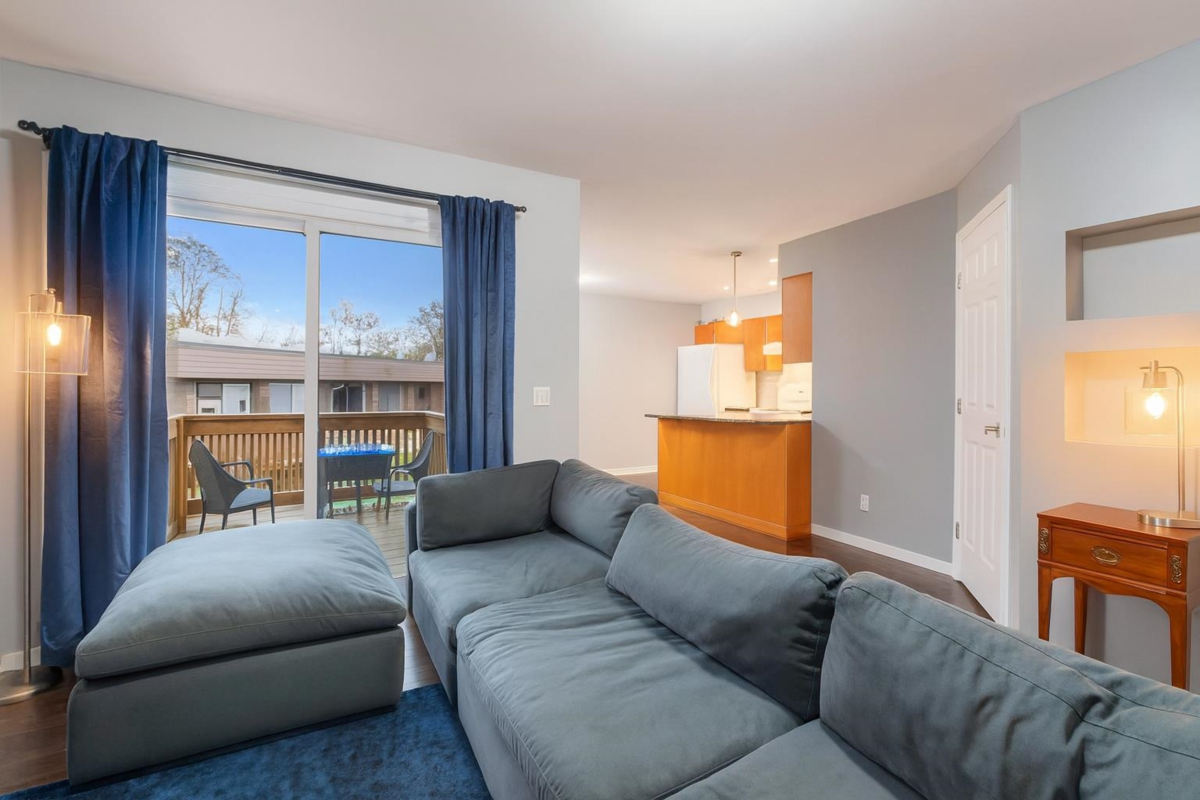 Living Room Photo of 6 310 Highland Way, Port Moody, BC