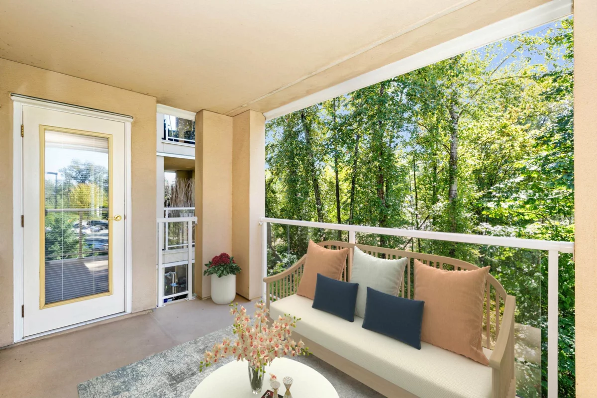 Exterior Front Photo of 302 22722 Lougheed Highway, Maple Ridge, BC