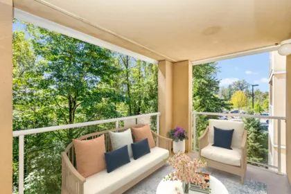 302 22722 Lougheed Highway, Maple Ridge, BC, Maple Ridge — Apartment/Condo for sale