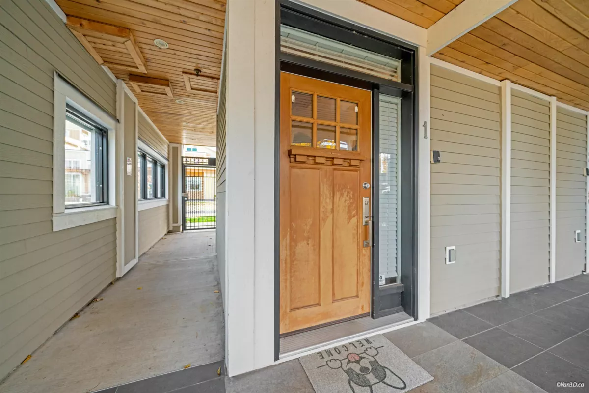 Garden / Landscaping Photo of 1 3993 Chatham Street, Richmond, BC