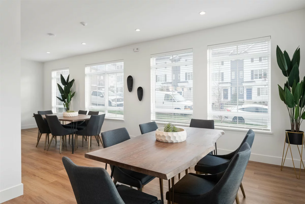 Garage Interior Photo of 3 16325 21 Avenue, Surrey, BC