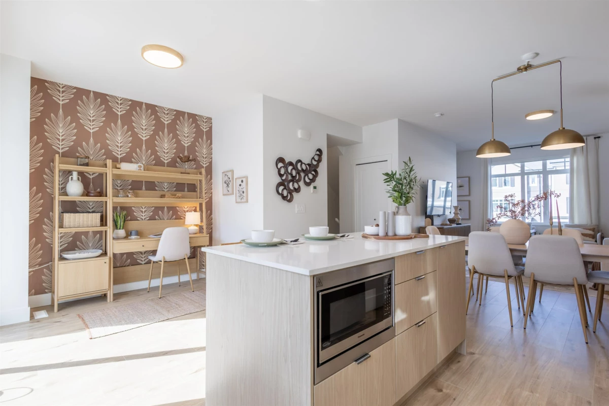 Kitchen Island Photo of 3 16325 21 Avenue, Surrey, BC