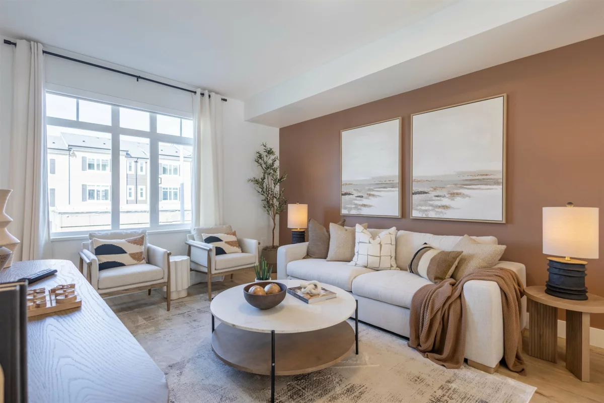 Living Room Photo of 3 16325 21 Avenue, Surrey, BC