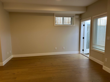 Entry Foyer Photo of 344 E 17th Street, North Vancouver, BC