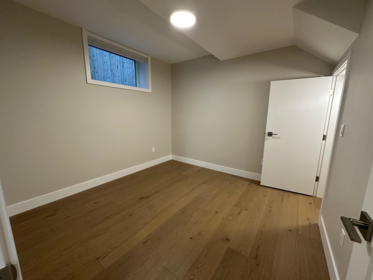 Hallway Photo of 344 E 17th Street, North Vancouver, BC