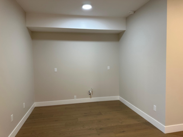 Mudroom Photo of 344 E 17th Street, North Vancouver, BC