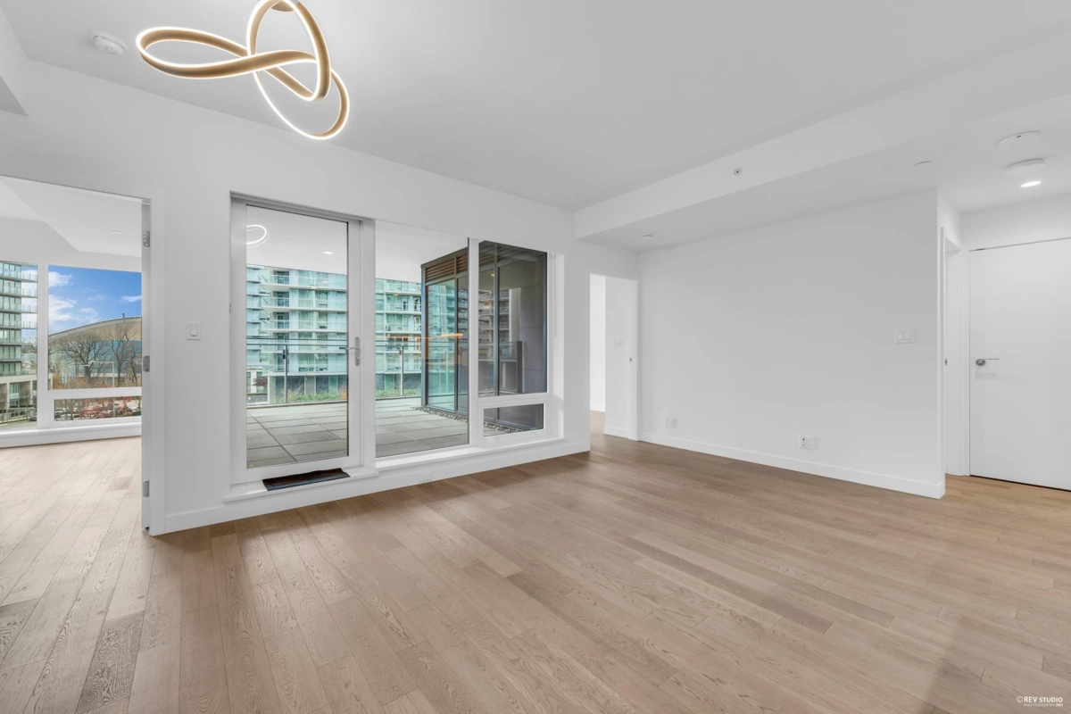 Primary Bathroom Photo of 313 6811 Pearson Way, Richmond, BC