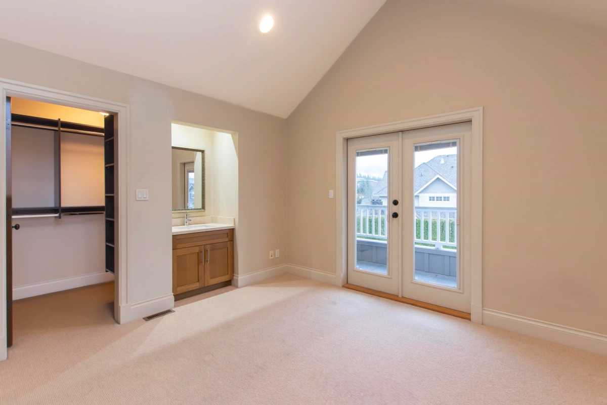 Primary Bathroom Photo of 40899 The Crescent, Squamish, BC