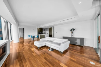 2405 667 Howe Street, Vancouver, BC, Vancouver — Apartment/Condo for sale