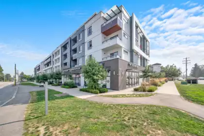 210 14438 72 Avenue, Surrey, BC, Surrey — Apartment/Condo for sale