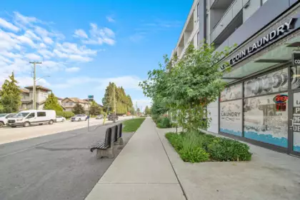 210 14438 72 Avenue, Surrey, BC, Surrey — Apartment/Condo for sale