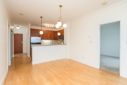 Kitchen Photo of 425 4280 Moncton Street, Richmond, BC