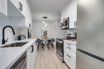 206 1622 Frances Street, Vancouver, BC, Vancouver — Apartment/Condo for sale