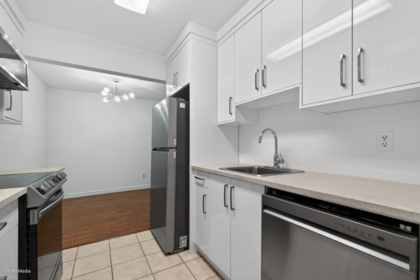 Breakfast Nook Photo of 107 10438 148 Street, Surrey, BC