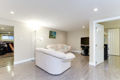 Outdoor Patio Photo of 9420 157 Street, Surrey, BC