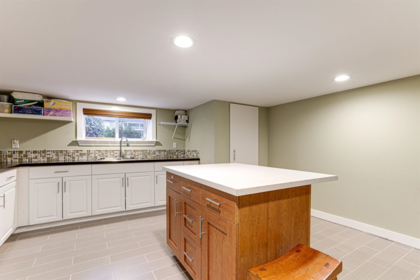Staircase Photo of 9420 157 Street, Surrey, BC