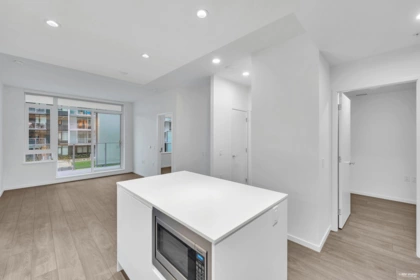 Hallway Photo of 521 6300 Minoru Boulevard, Richmond, BC