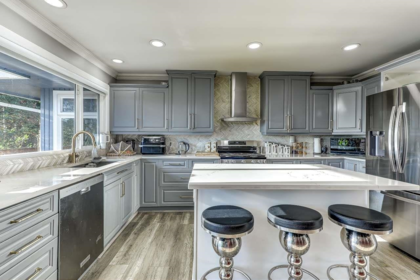 Kitchen Island Photo of 12970 56 Avenue, Surrey, BC