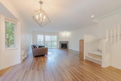 15 1828 Lilac Drive, Surrey, BC, Surrey — Townhouse for sale