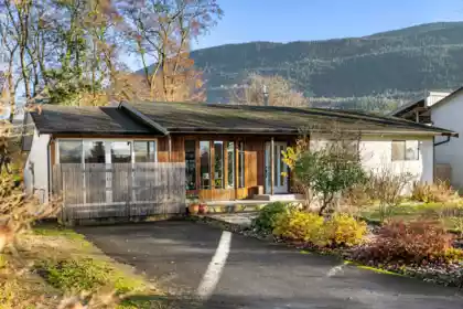 4472 Kehler Street, Yarrow, BC, Yarrow — Single Family Residence for sale