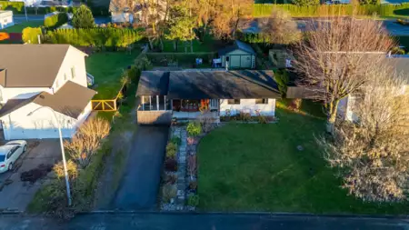 4472 Kehler Street, Yarrow, BC, Yarrow — Single Family Residence for sale