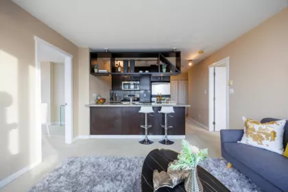 1701 5088 Kwantlen Street, Richmond, BC, Richmond — Apartment/Condo for sale