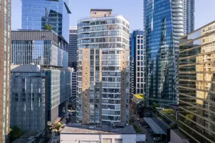2702 1166 Melville Street, Vancouver, BC, Vancouver — Apartment/Condo for sale