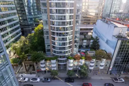 2702 1166 Melville Street, Vancouver, BC, Vancouver — Apartment/Condo for sale