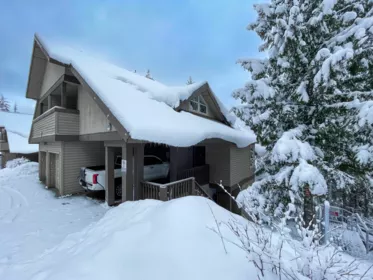 Front Yard Photo of 14 2240 Gondola Way, Whistler, BC