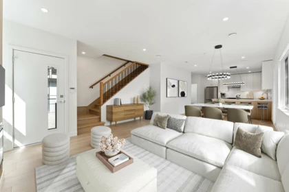 842 St. Denis Avenue, North Vancouver, BC